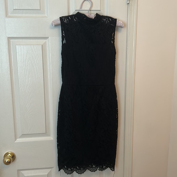 Le Chateau black lace mock neck dress XS - Picture 2 of 3
